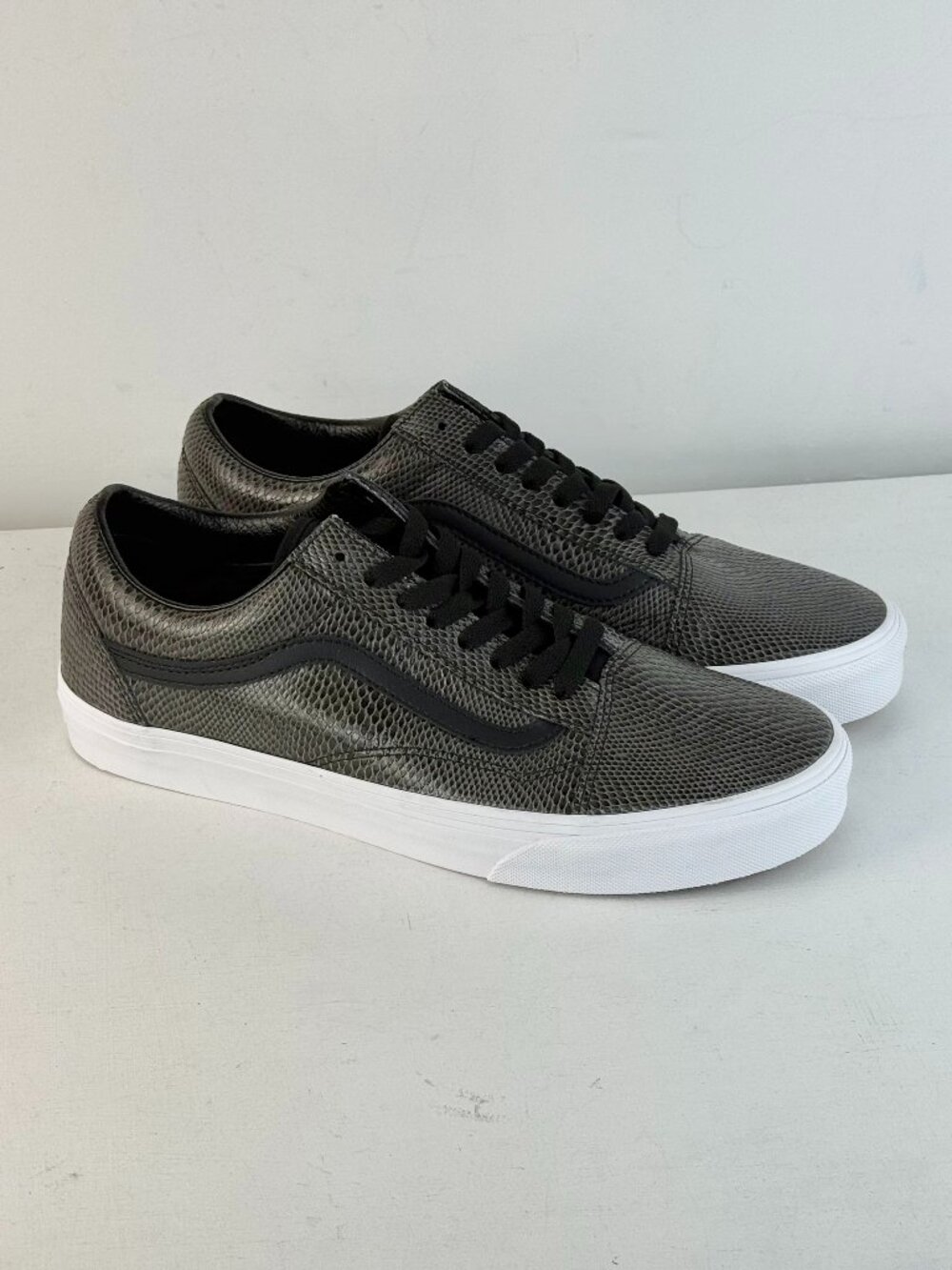 Men's 10 - VANS Old Skool Snake Black Sneaker - 500714